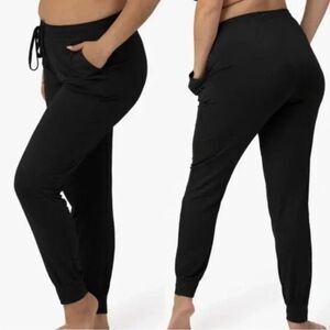 Kindred Bravely Black Maternity Jogger Pants